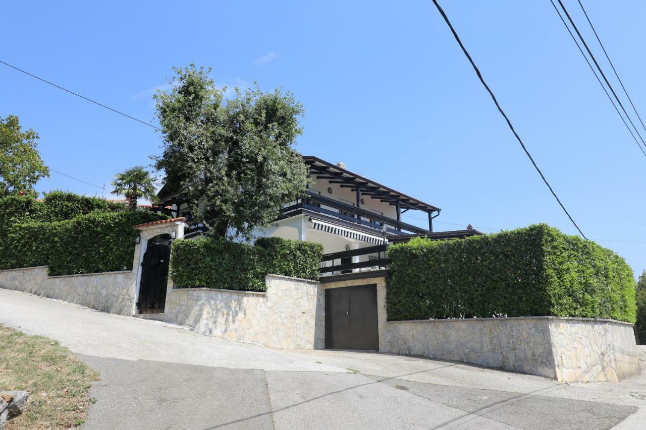 Vila "Zatka" Villa Veprinac Exteriör bild