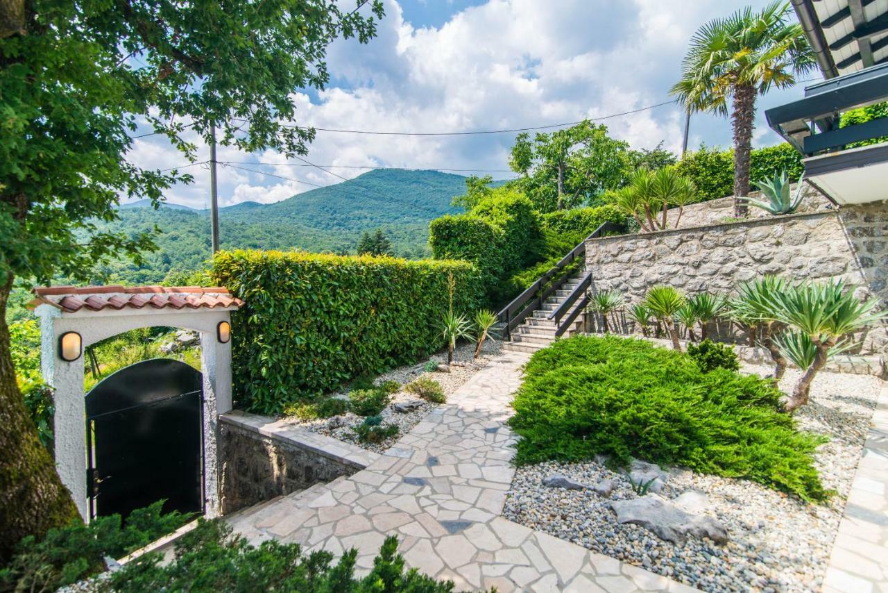 Vila "Zatka" Villa Veprinac Exteriör bild