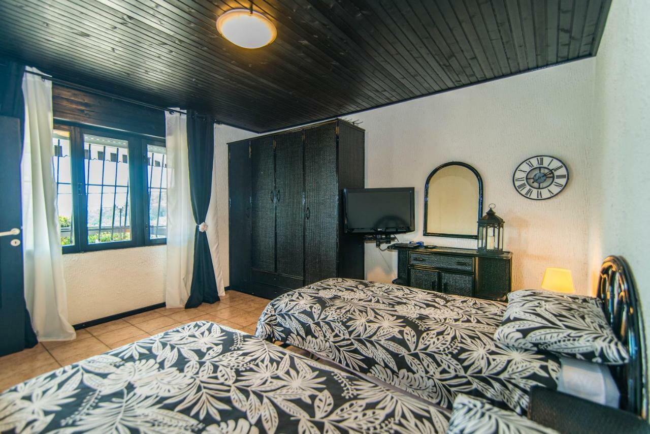 Vila "Zatka" Villa Veprinac Exteriör bild