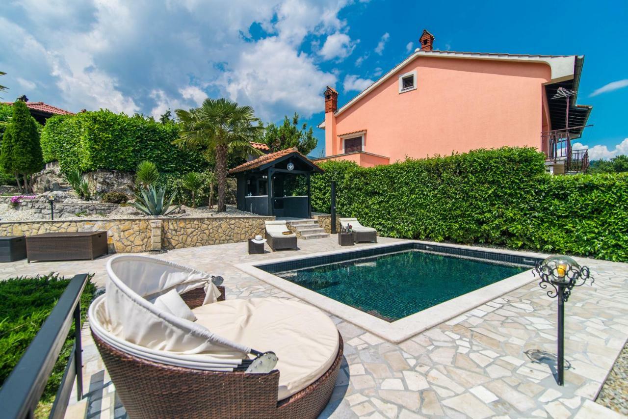 Vila "Zatka" Villa Veprinac Exteriör bild
